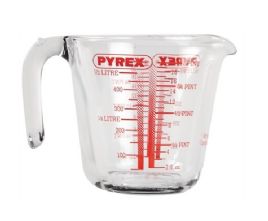 Pyrex Classic 0.5L Measuring Jug